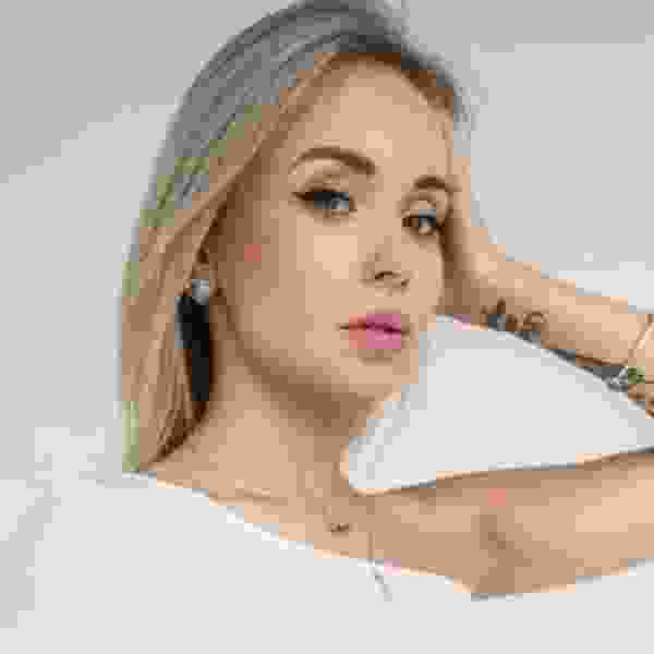 testimonial-imagw-01